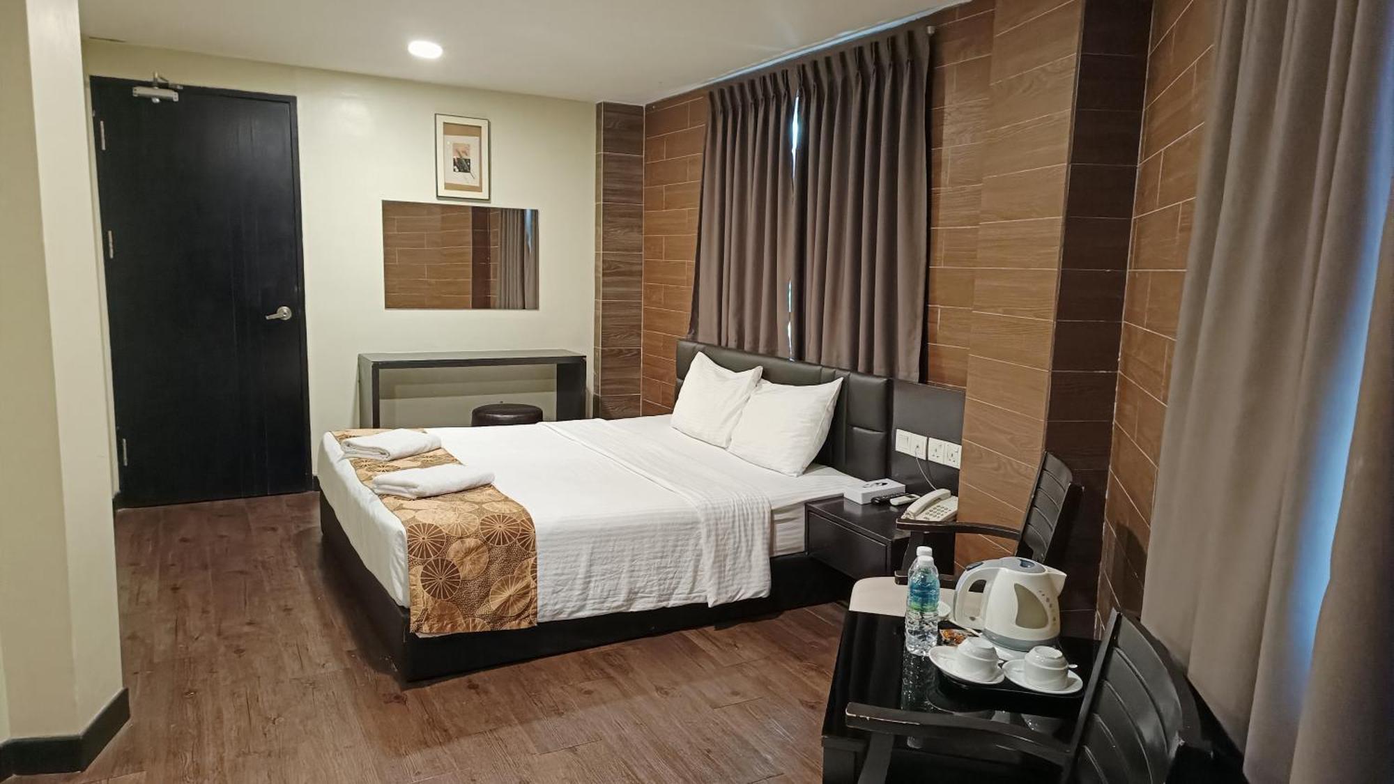 The Corum View Hotel Bayan Lepas Bagian luar foto