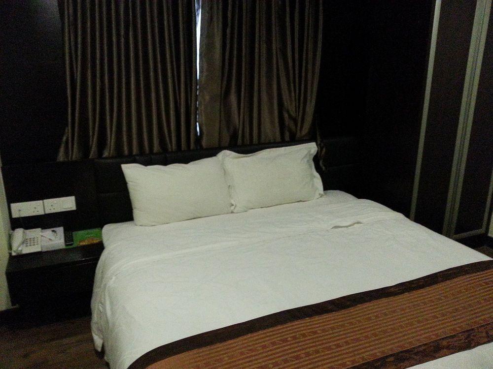 The Corum View Hotel Bayan Lepas Bagian luar foto